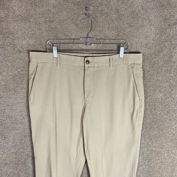 Everlane Performance Chino Pant Mens Size 35 x 32 Khaki Stretch Athletic Fit NEW - Picture 3 of 12